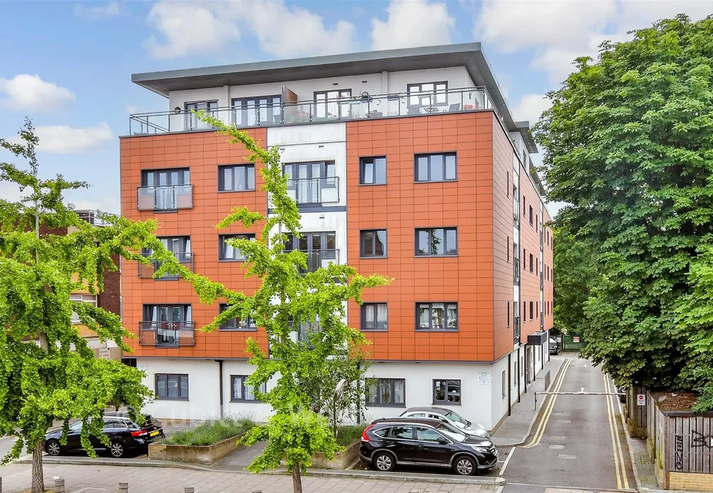 External (Web) - London Road, Mitcham, Surrey - Wards of Kent