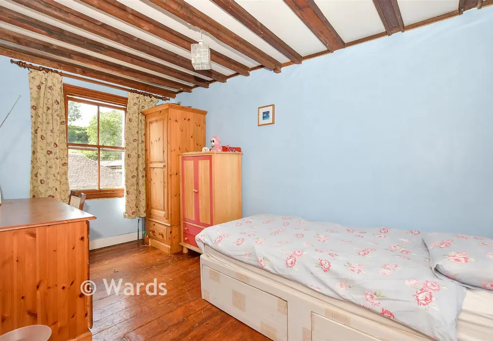 Bedroom 5 - Church Street, Loose, Maidstone, Kent - Wards of Kent