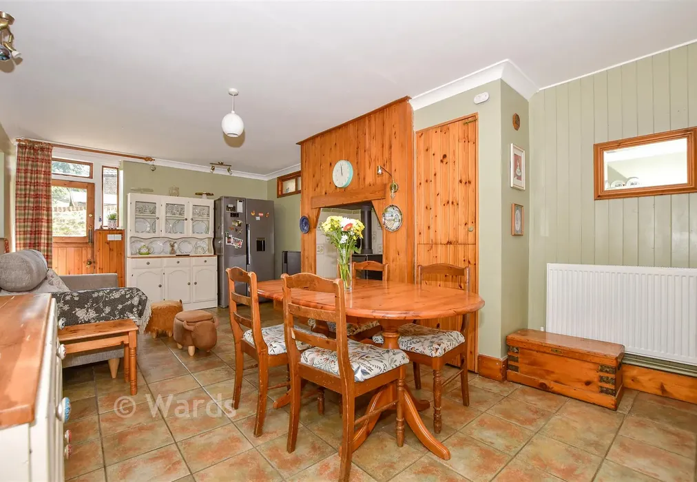 Dining Room - Church Street, Loose, Maidstone, Kent - Wards of Kent