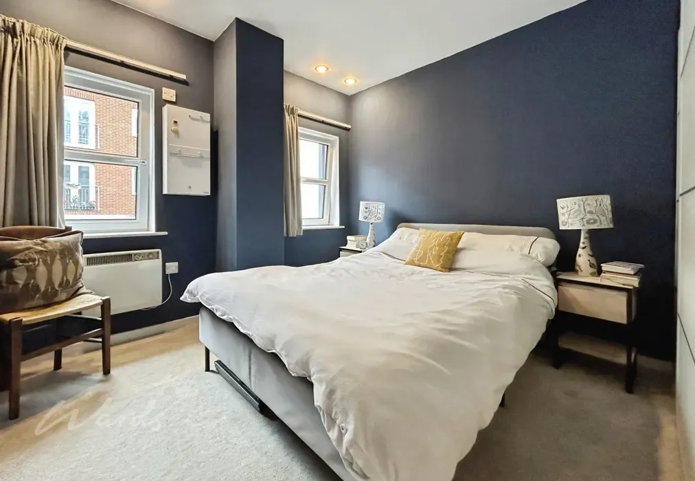 bedroom - Medway Wharf Road Tonbridge TN9 - Wards of Kent