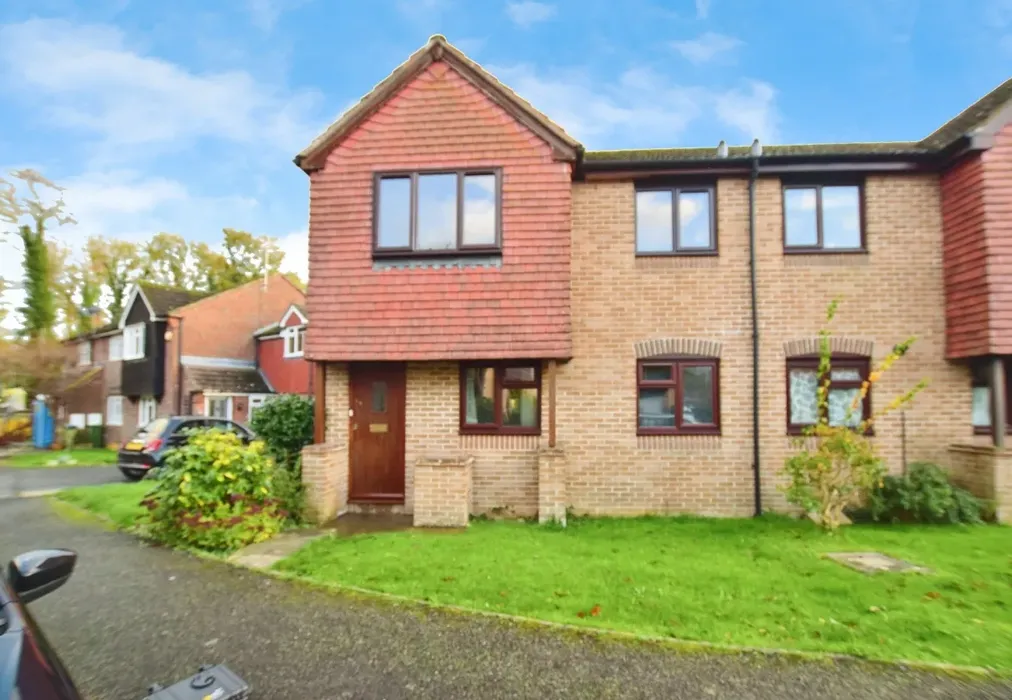 front - Camelot Close Southwater RH13 - Wards of Kent
