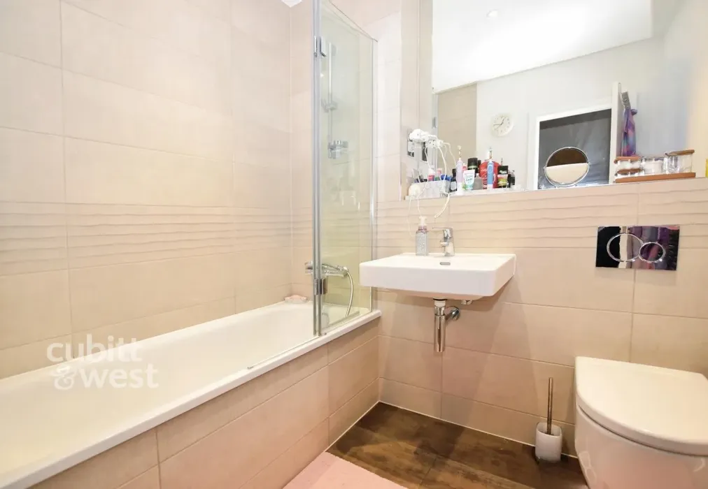 user_edited_photo... - Kensett Avenue Southwater RH13 - Wards of Kent