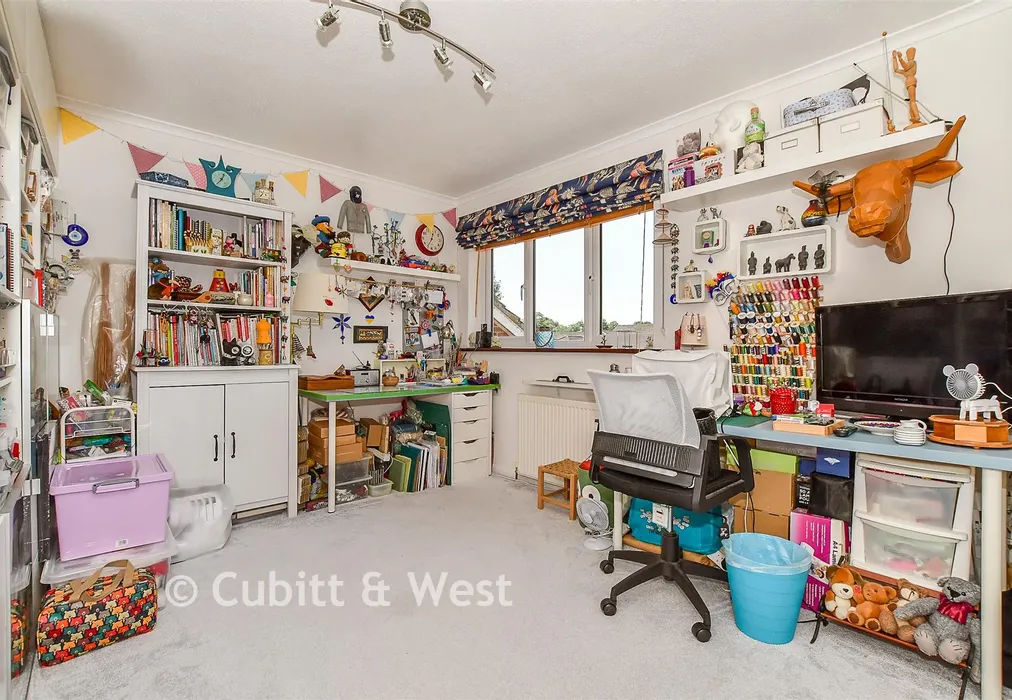 Bedroom 3 - Fermor Way, Crowborough, East Sussex - Wards of Kent