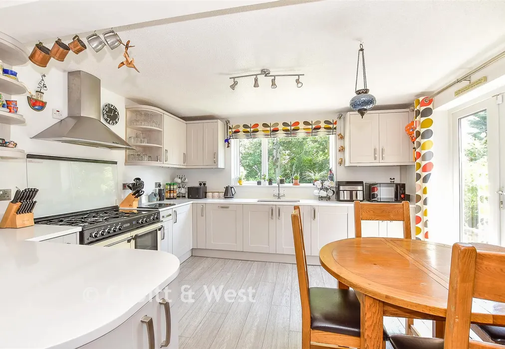 Kitchen - Fermor Way, Crowborough, East Sussex - Wards of Kent