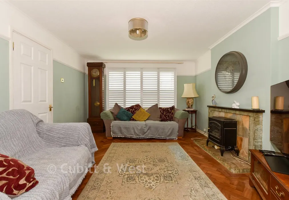 Lounge - Trelawne Drive, Cranleigh, Surrey - Wards of Kent