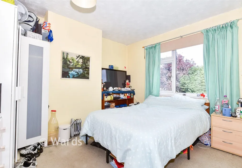 Bedroom 2 - New Hythe Lane, Larkfield, Kent - Wards of Kent