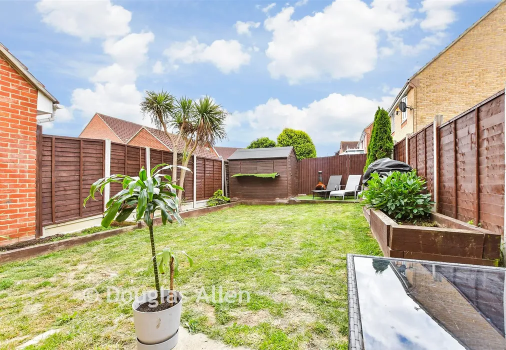 Rear Garden - Sark Grove, Wickford, Essex - Wards of Kent