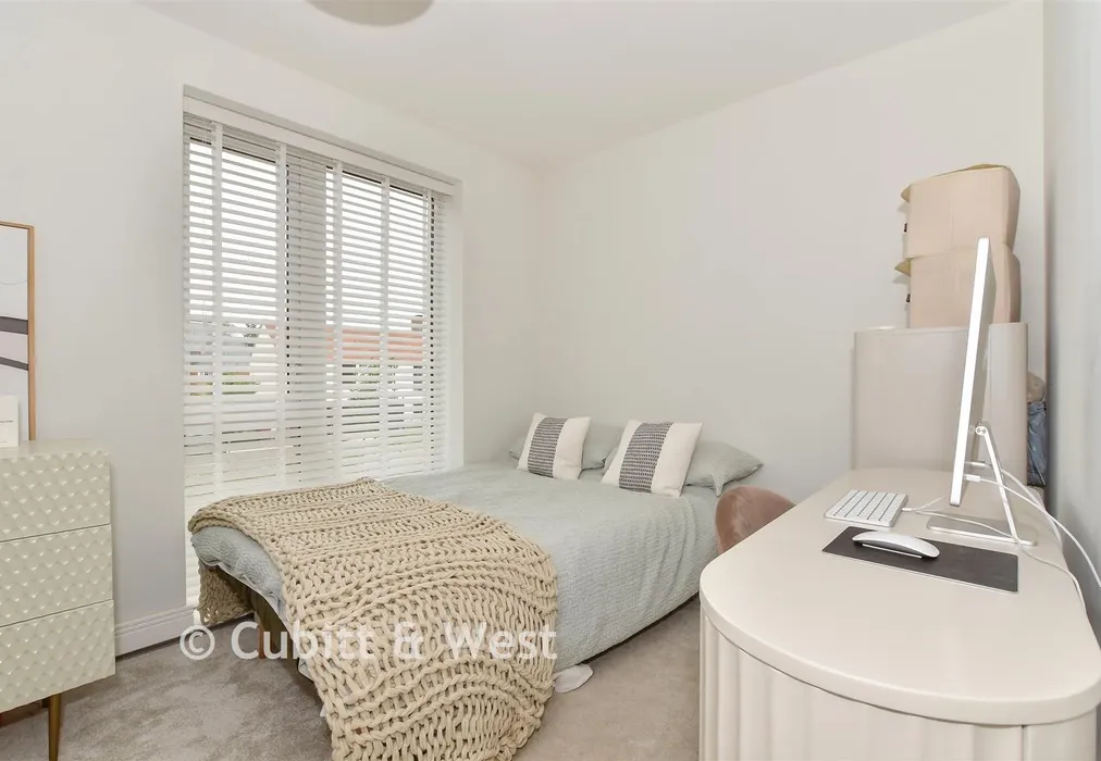 Bedroom 2 - Key Drive, Cranleigh, Surrey - Wards of Kent