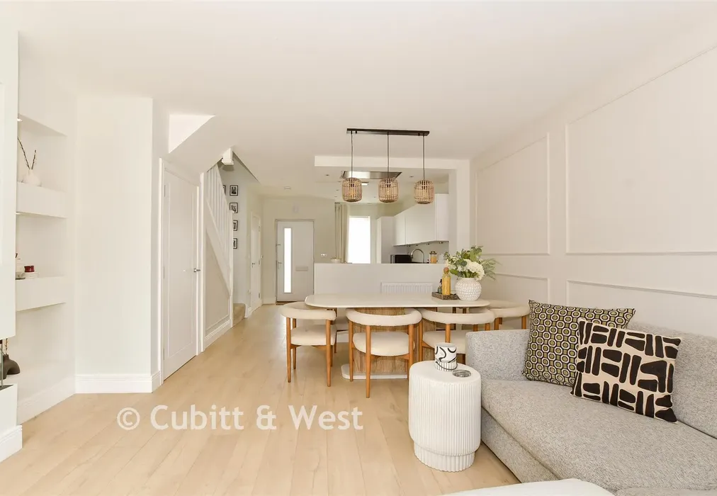Lounge/Dining Area - Key Drive, Cranleigh, Surrey - Wards of Kent