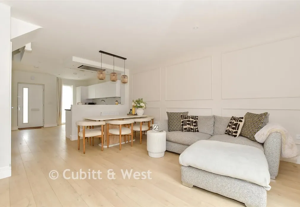 Lounge/Dining Area - Key Drive, Cranleigh, Surrey - Wards of Kent