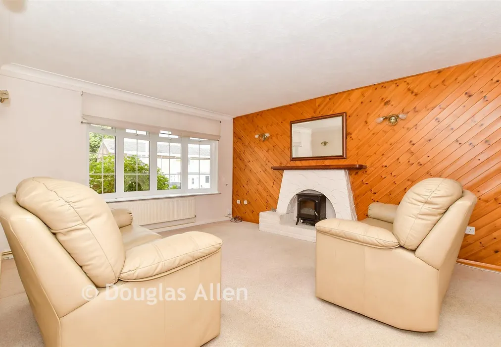 Lounge - Falstones, Basildon, Essex - Wards of Kent