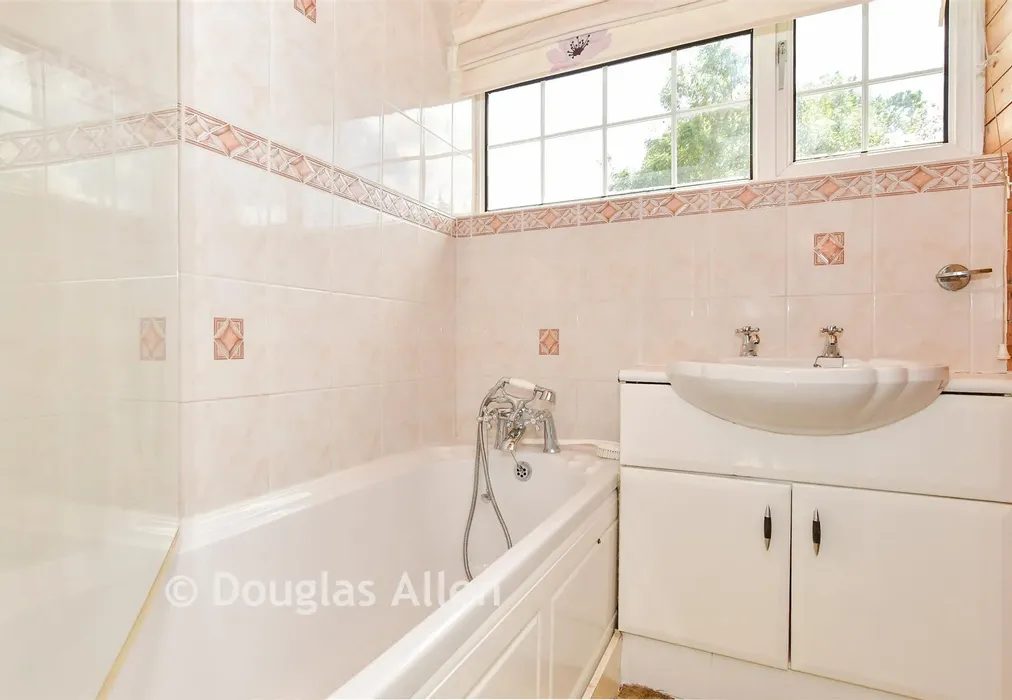 Bathroom - Falstones, Basildon, Essex - Wards of Kent