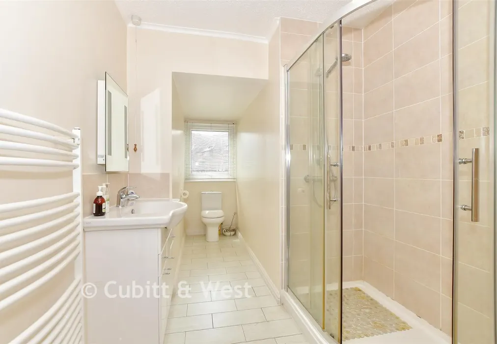 Internal Lifestyle Photograph - Spring Gardens, Emsworth, Hampshire - Wards of Kent