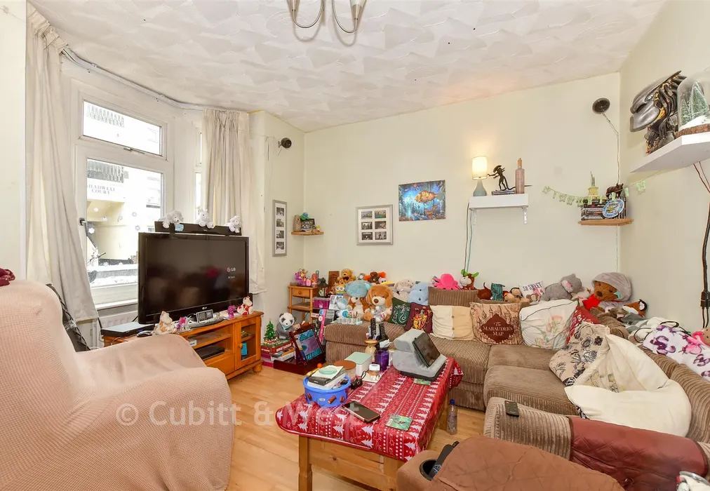 Lounge - Winstanley Road, Portsmouth, Hampshire - Wards of Kent