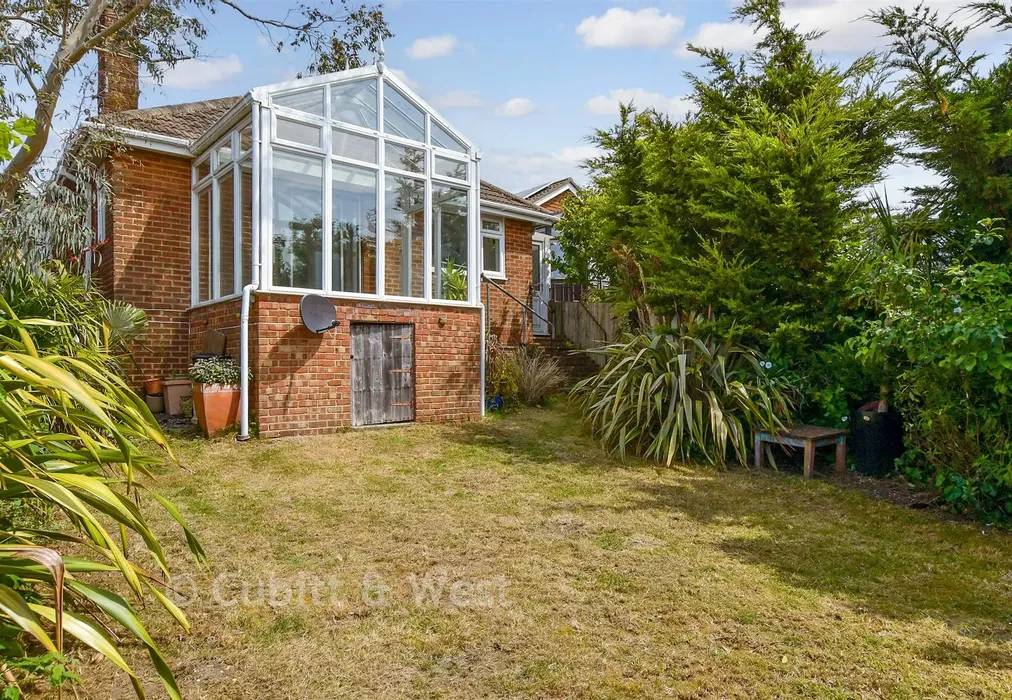 Rear Garden - Rosedene Close, Brighton, East Sussex - Wards of Kent