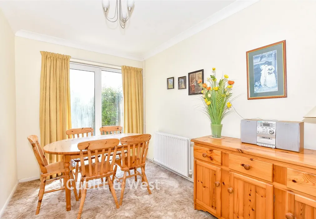Lounge/Diner - Ambersham Crescent, East Preston, West Sussex - Wards of Kent