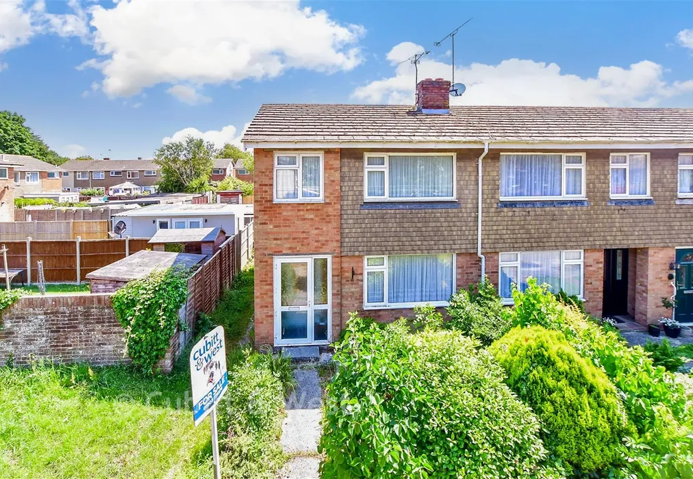External Web 1 - Ambersham Crescent, East Preston, West Sussex - Wards of Kent