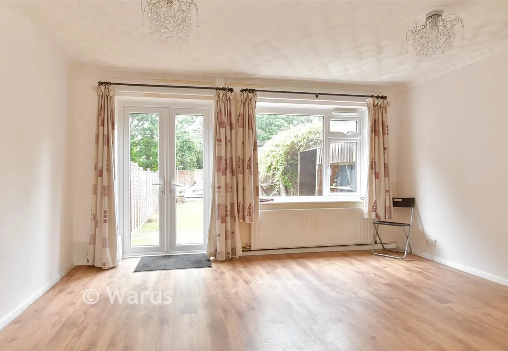 Lounge - The Spires, Strood, Rochester, Kent - Wards of Kent