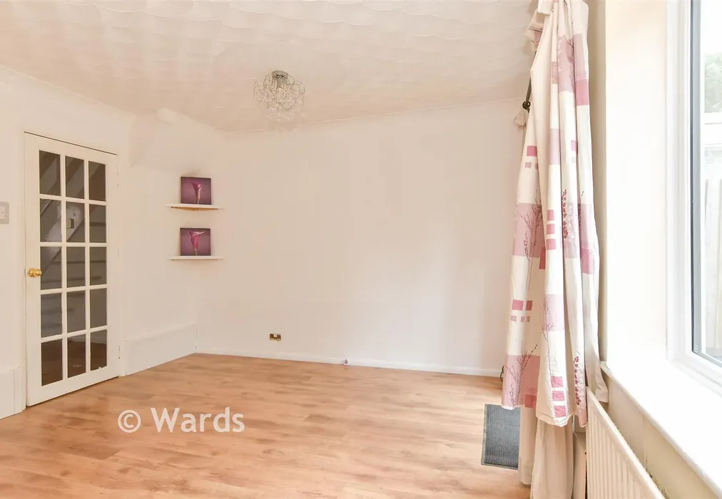 Lounge - The Spires, Strood, Rochester, Kent - Wards of Kent