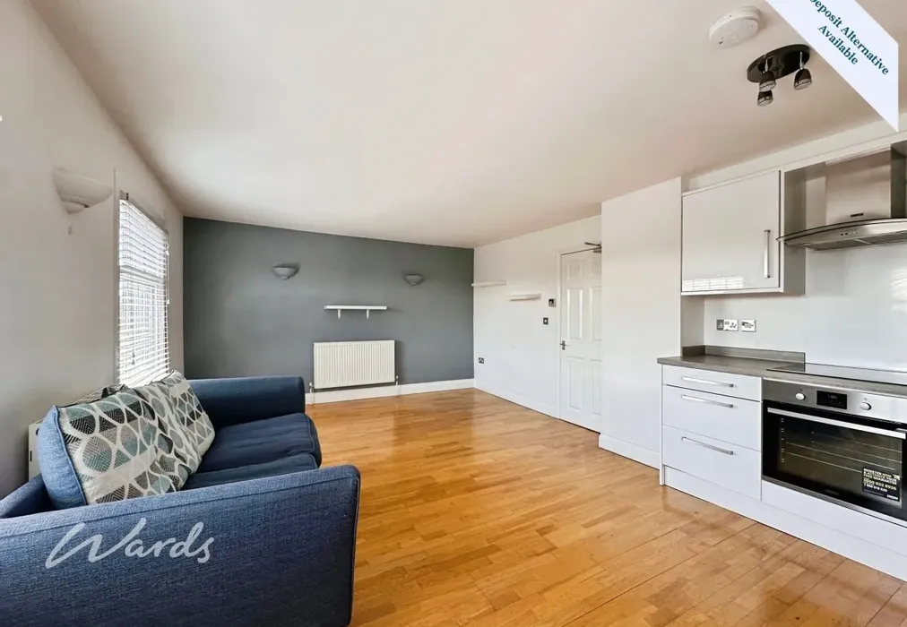 Living/Kitchen Area - Bower Place Maidstone ME16 - Wards of Kent
