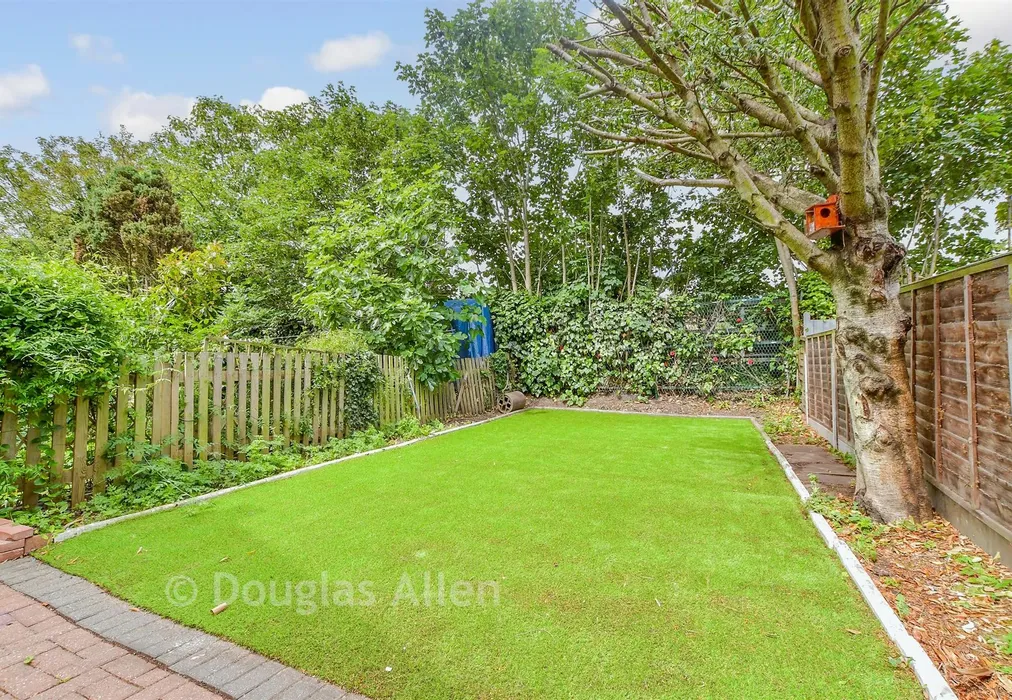Rear Garden - Harold Road, Leytonstone - Wards of Kent