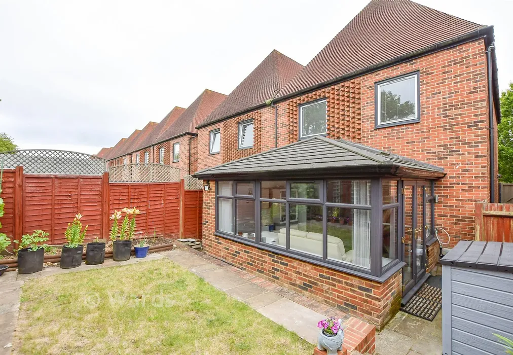 Rear Garden - Elliotts Way, Chatham, Kent - Wards of Kent
