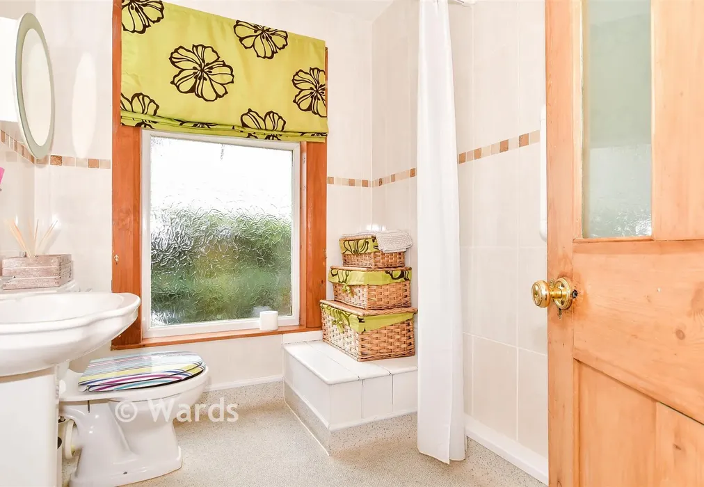 Shower Room - Birling Road, Snodland, Kent - Wards of Kent