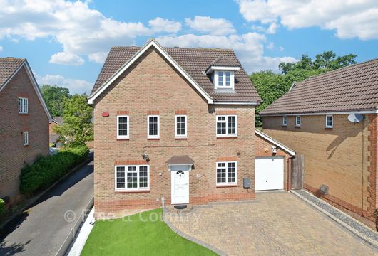 Sweet Bay Crescent, Godinton Park, Ashford, Kent - Wards of Kent