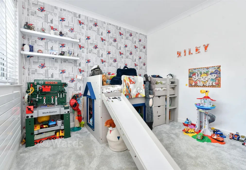 Bedroom 2 - Rosemary Gardens, Broadstairs, Kent - Wards of Kent