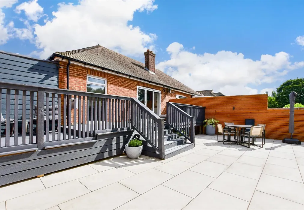 Rear Garden - Rosemary Gardens, Broadstairs, Kent - Wards of Kent