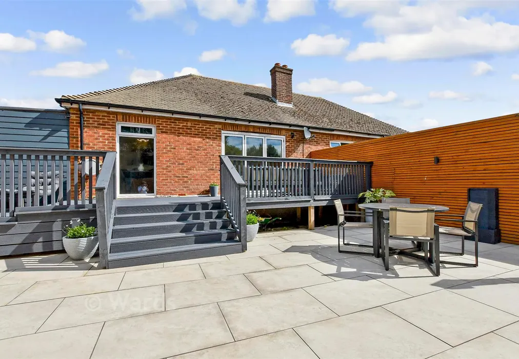 Rear Garden - Rosemary Gardens, Broadstairs, Kent - Wards of Kent