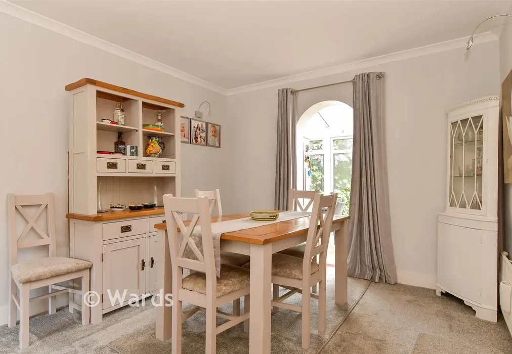 Lounge - Harrow Road, Knockholt, Kent - Wards of Kent