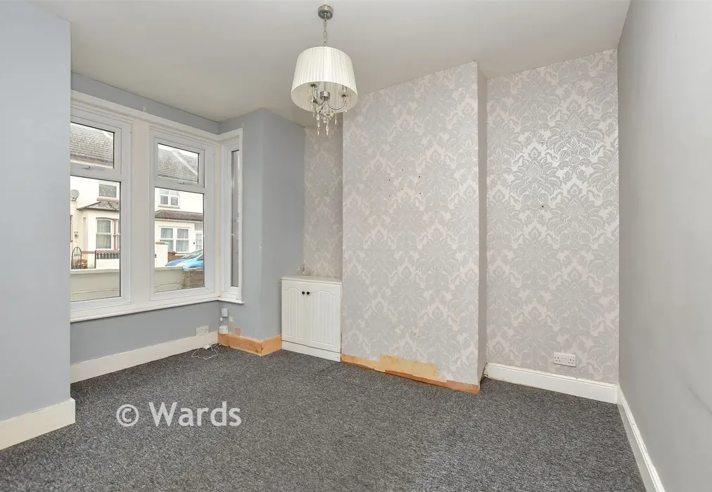 Lounge - Chaucer Road, Gillingham, Kent - Wards of Kent