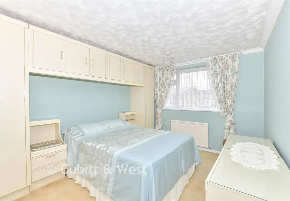 Bedroom 1 - Oakshott Drive, Havant, Hampshire - Wards of Kent