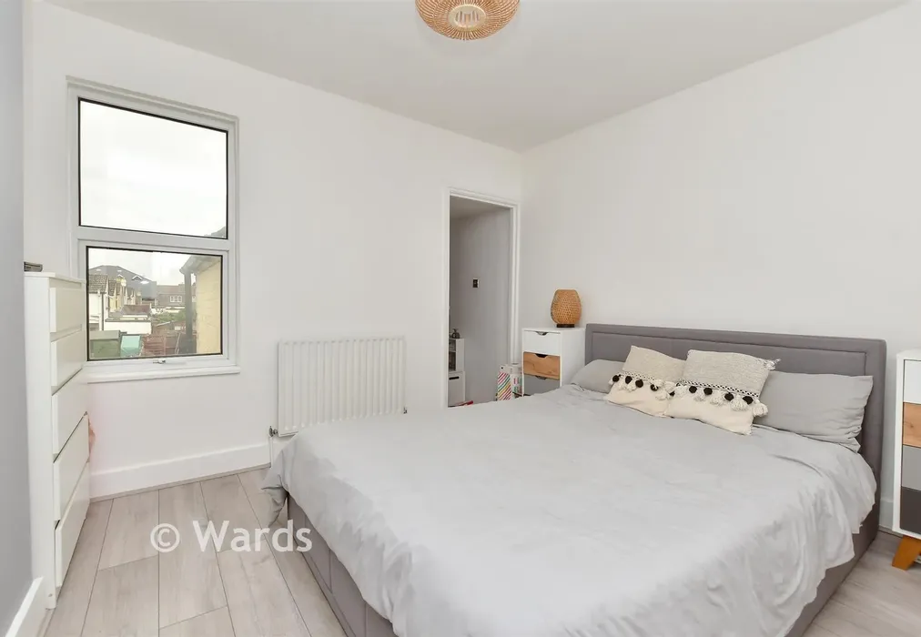 Bedroom 1 - Ivy Street, Rainham, Gillingham, Kent - Wards of Kent