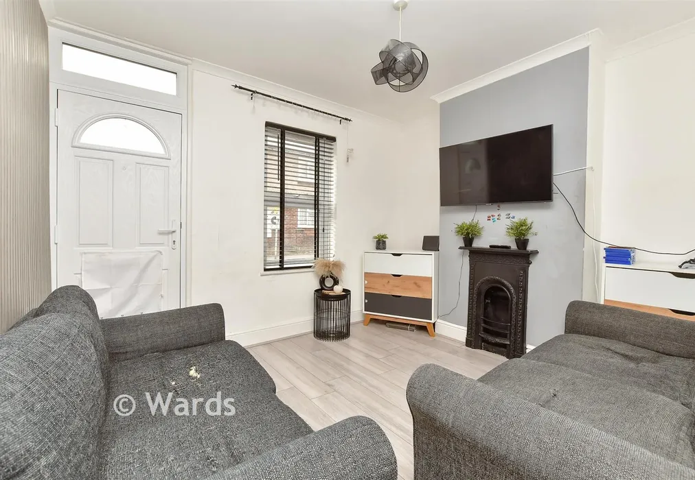 Lounge - Ivy Street, Rainham, Gillingham, Kent - Wards of Kent