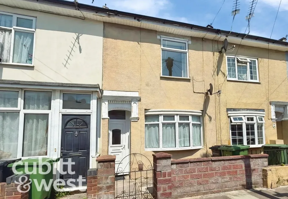  - DEPOSIT ALTERNATIVE AVAILABLEClive Road Portsmouth PO1 - Wards of Kent