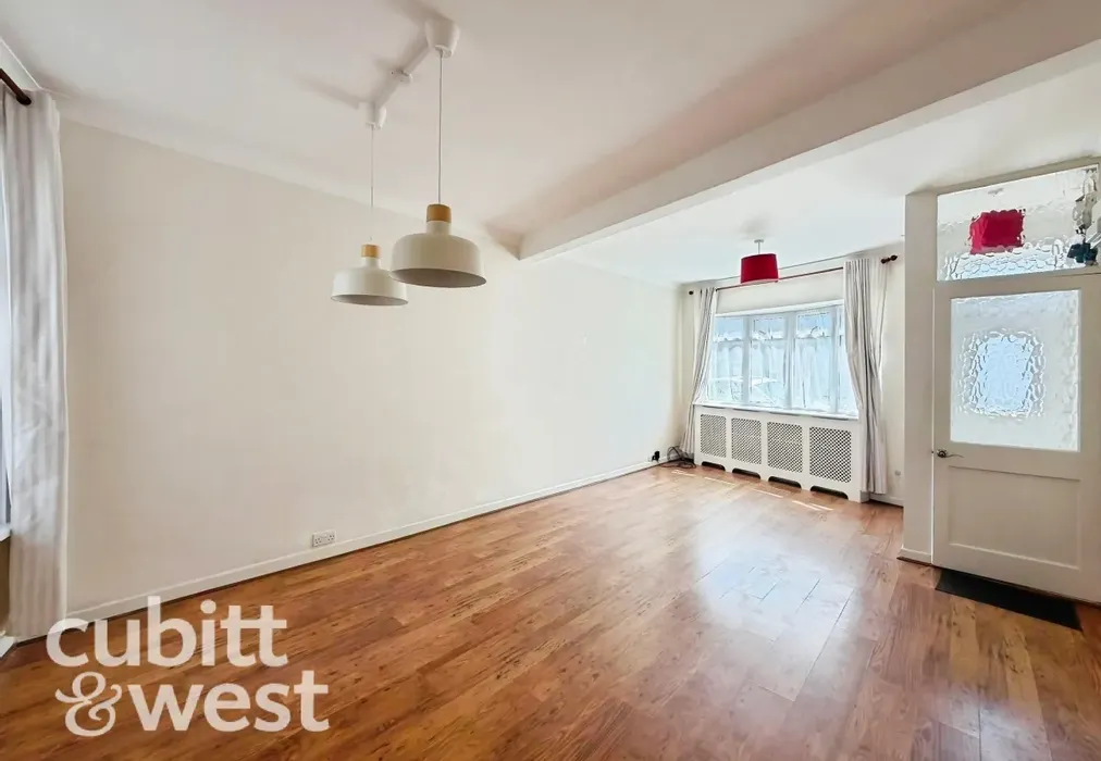  - DEPOSIT ALTERNATIVE AVAILABLEClive Road Portsmouth PO1 - Wards of Kent