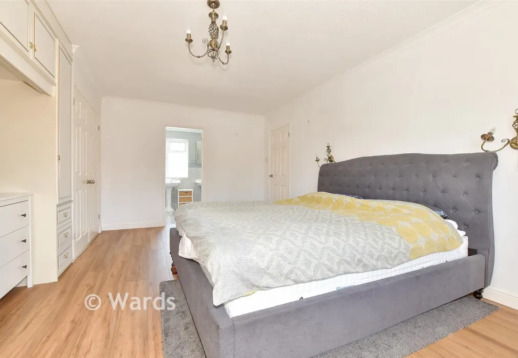 Bedroom 1 - Sunnymead, Tyler Hill, Kent - Wards of Kent