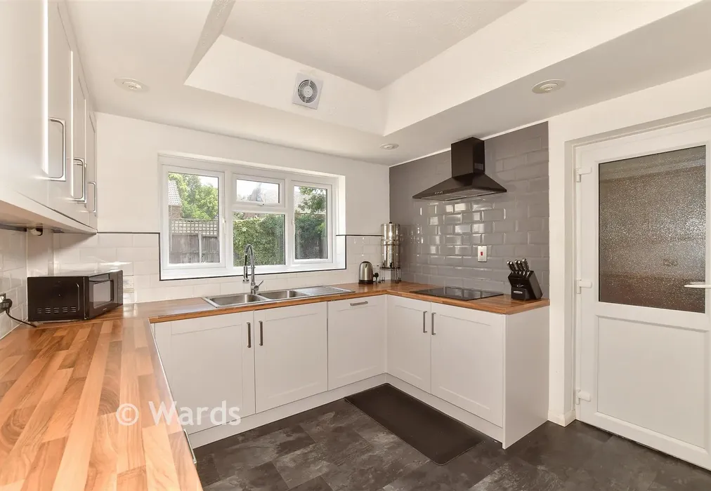Kitchen - Sunnymead, Tyler Hill, Kent - Wards of Kent