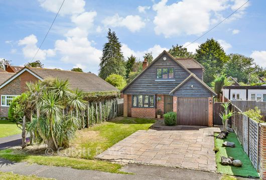Wolverton Gardens, Horley, Surrey - Wards of Kent