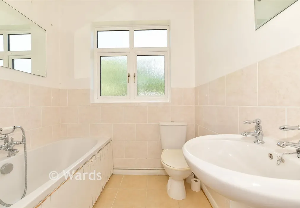 Bathroom - Manwood Avenue, Canterbury, Kent - Wards of Kent
