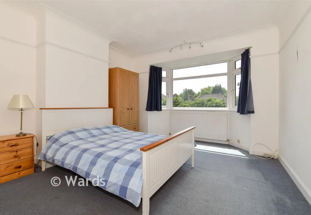 Bedroom 1 - Manwood Avenue, Canterbury, Kent - Wards of Kent