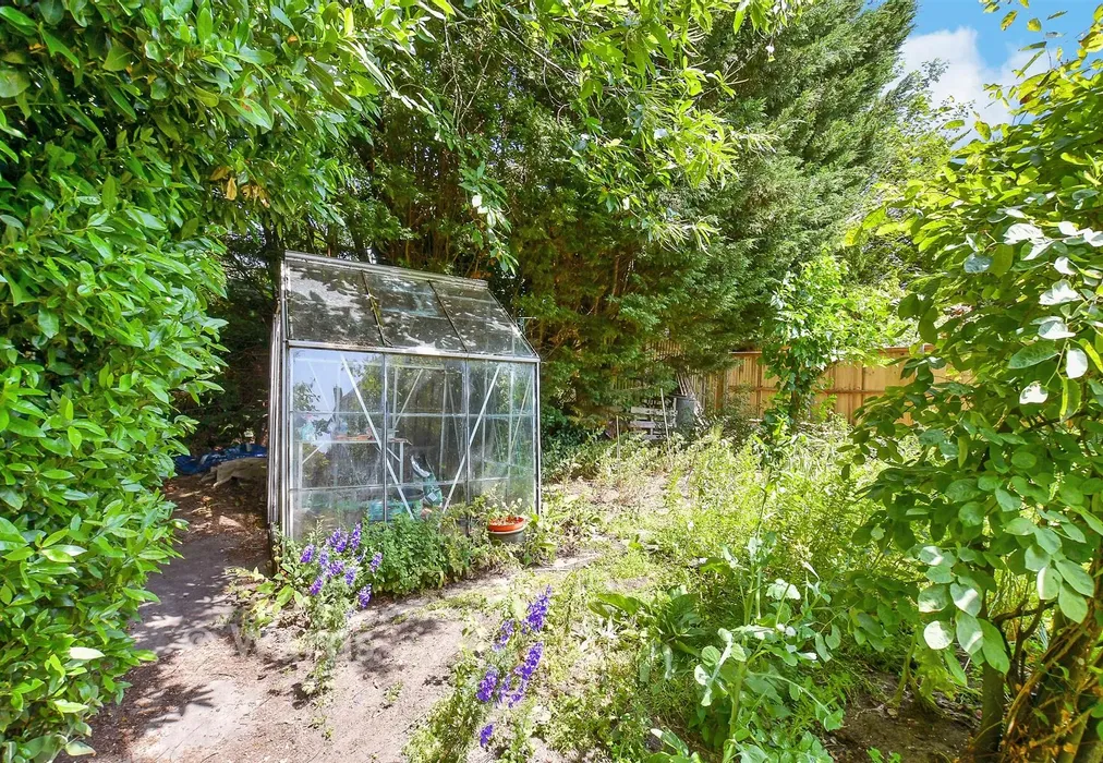 Rear Garden - Manwood Avenue, Canterbury, Kent - Wards of Kent