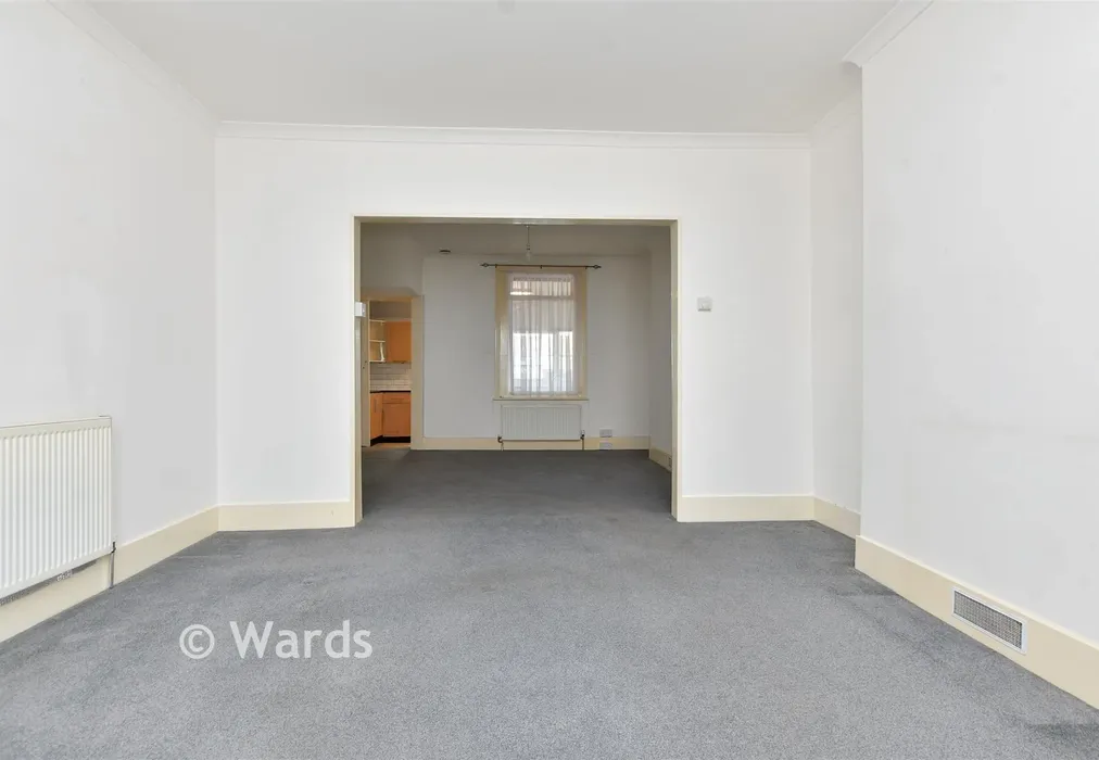 Lounge - Milton Avenue, Margate, Kent - Wards of Kent