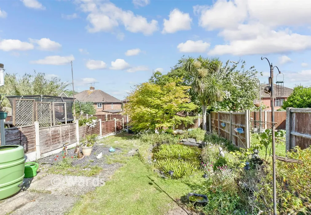 Rear Garden - The Fairway, Rochester, Kent - Wards of Kent