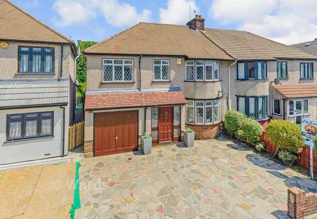 External (Web) - Rydal Drive, Bexleyheath, Kent - Wards of Kent