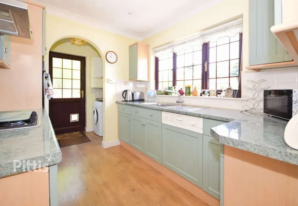  - Ashey Road Ryde PO33 - Wards of Kent