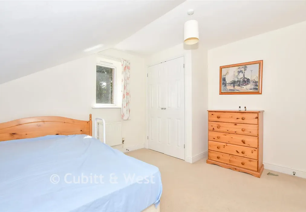 Bedroom - Stafford Road, Caterham, Surrey - Wards of Kent