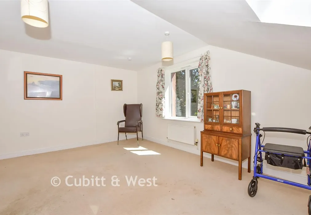Lounge/Diner - Stafford Road, Caterham, Surrey - Wards of Kent